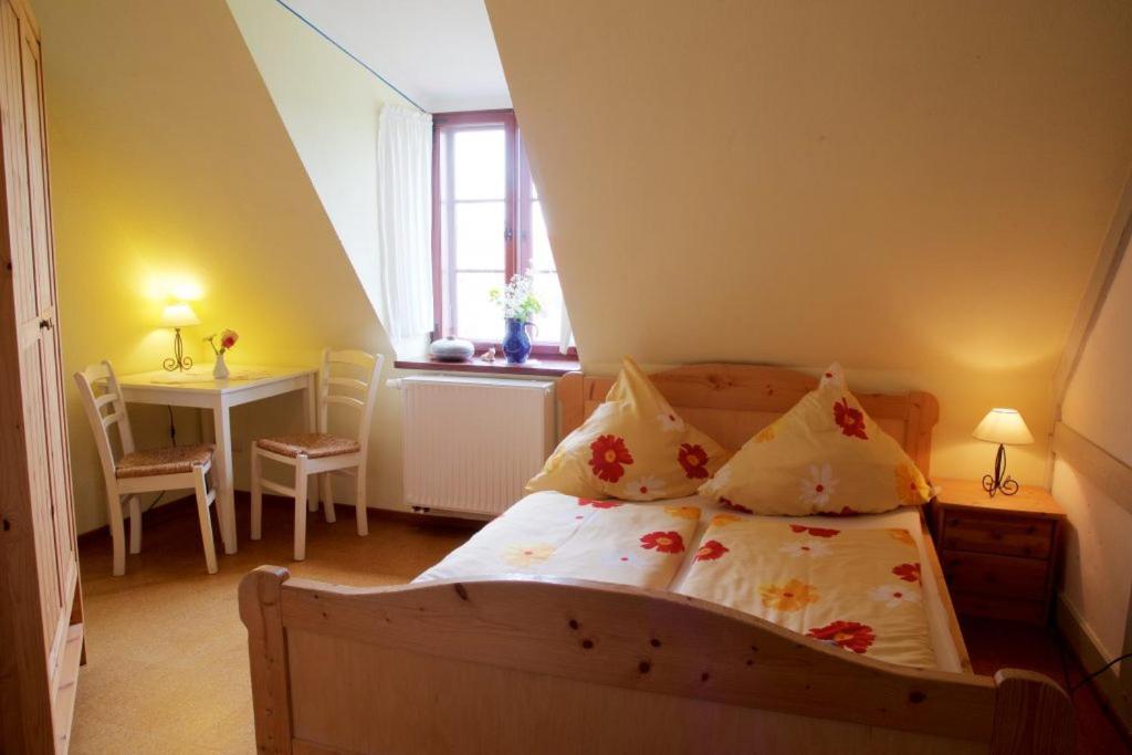 Rittergut Nickelsdorf Hotel Buitenkant foto